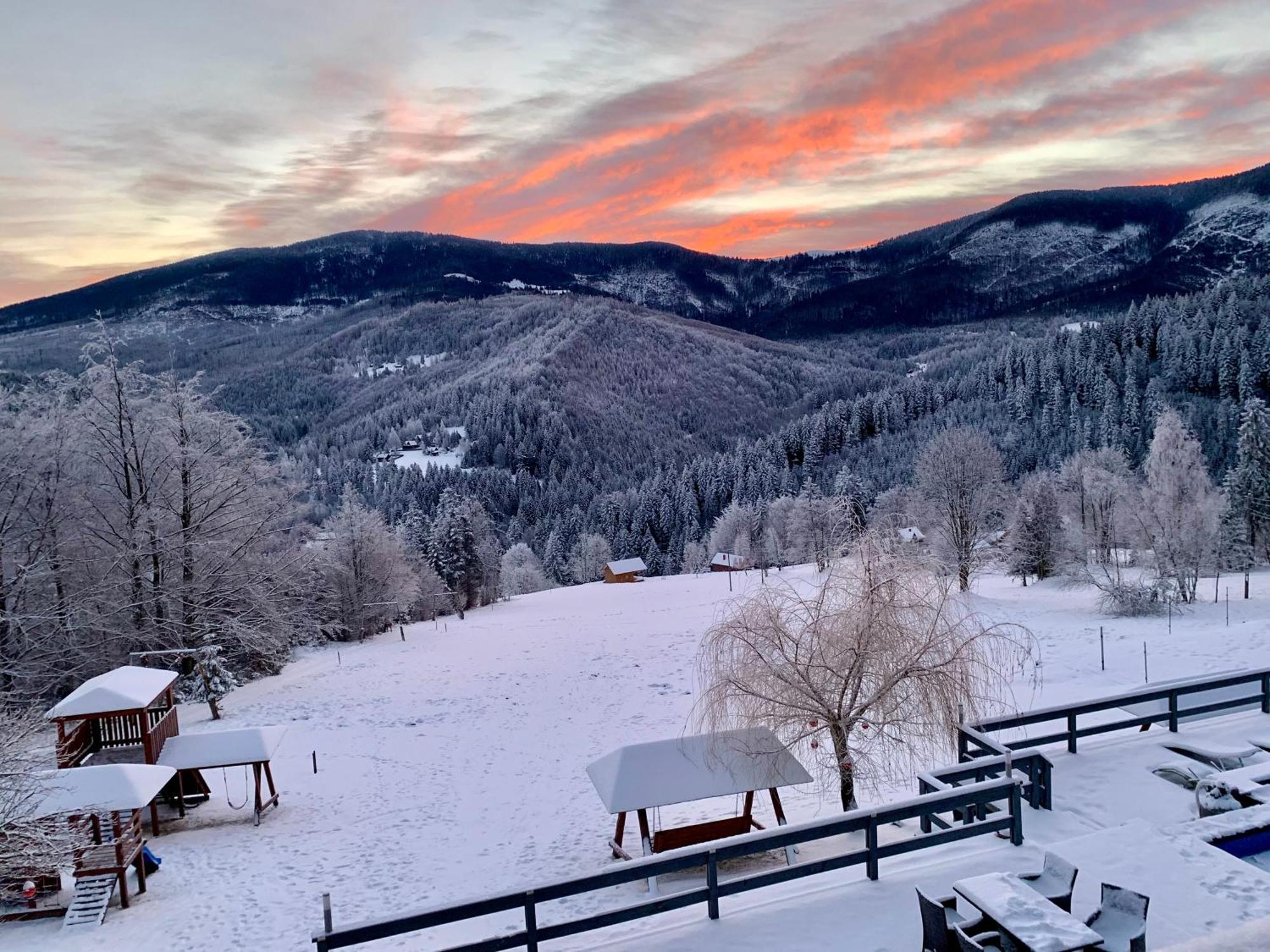 Romanka Zabnica Exteriör bild